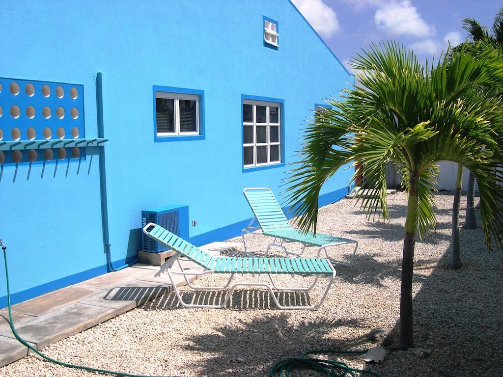 Happy Holiday Homes Kralendijk  Exterior photo