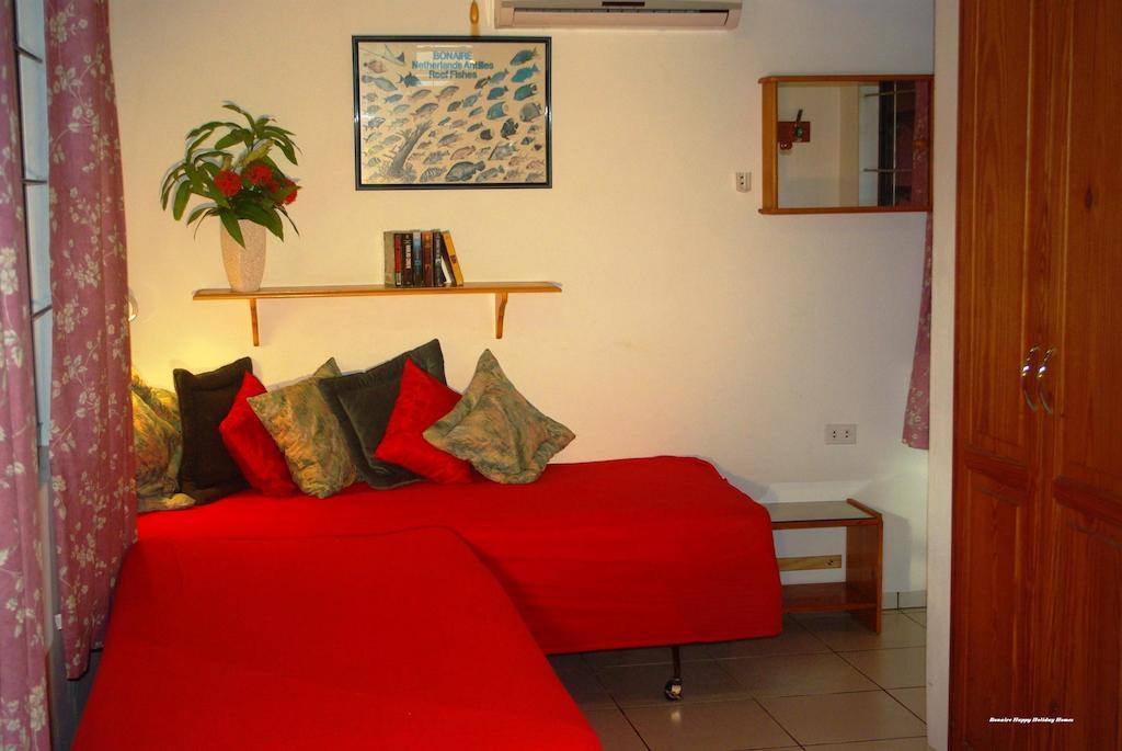 Happy Holiday Homes Kralendijk  Room photo