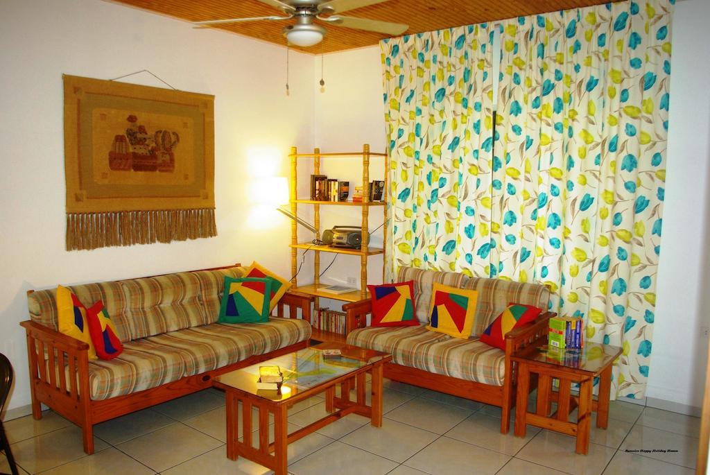 Happy Holiday Homes Kralendijk  Room photo